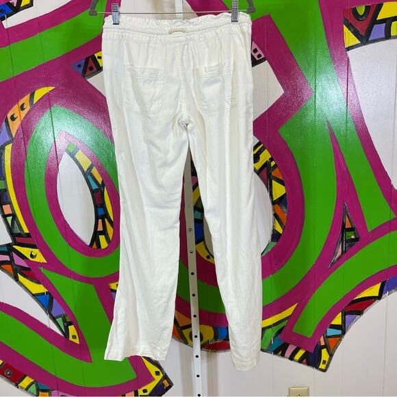 Roxy, Linen Blend White Pants, Elastic Waist. Size Medium. Excellent condition! - Picture 3 of 8